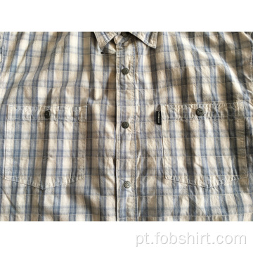Camisa masculina tingida com fio de algodão